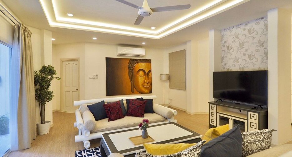For rent 5 bedrooms villa in Mueang Phuket, Phuket