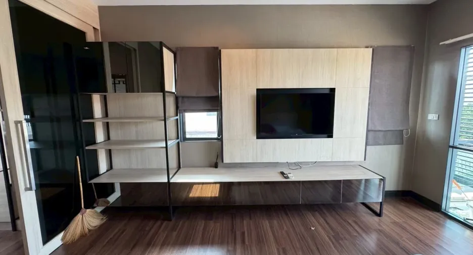 出租 3 卧室 独立屋 在 Mueang Pathum Thani, Pathum Thani