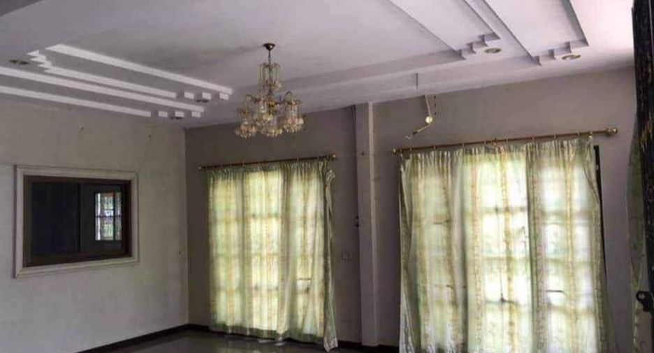 For sale 4 bedrooms house in Mueang Kanchanaburi, Kanchanaburi