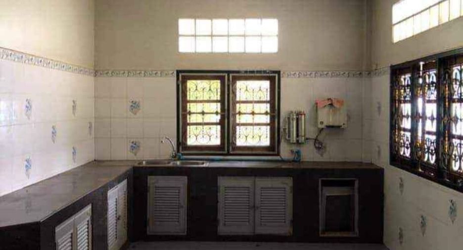 For sale 4 bedrooms house in Mueang Kanchanaburi, Kanchanaburi