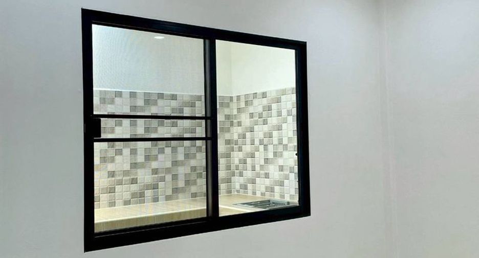 For sale studio townhouse in Thanyaburi, Pathum Thani