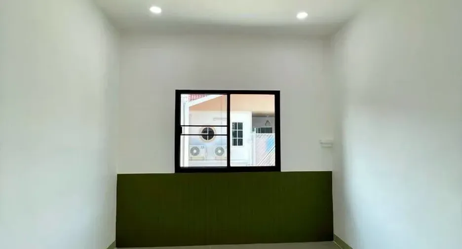 For sale studio townhouse in Thanyaburi, Pathum Thani