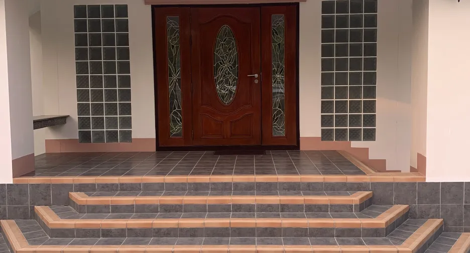 For sale 4 bedrooms villa in Mueang Chiang Rai, Chiang Rai