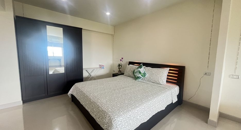 For rent 2 bedrooms apartment in Mueang Phuket, Phuket