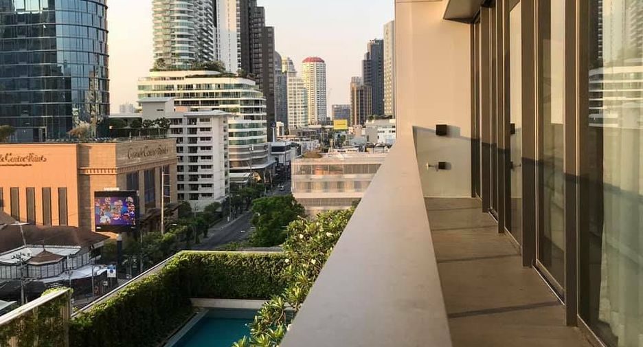 For sale and for rent 2 bedrooms condo in Watthana, Bangkok