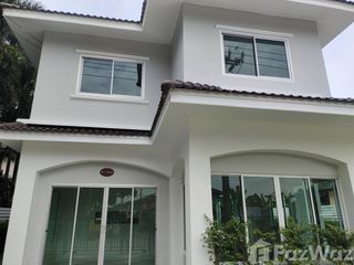 For sale and for rent 4 bedrooms house in Khlong Sam Wa, Bangkok
