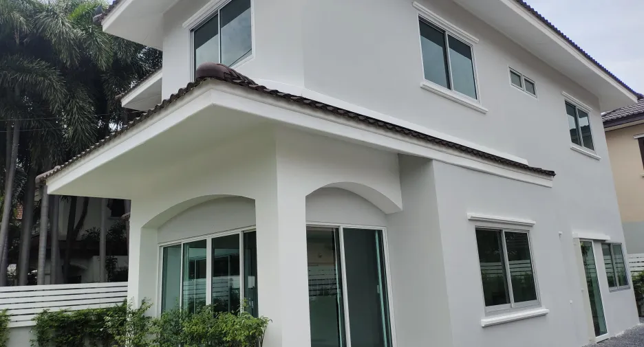 For sale and for rent 4 bedrooms house in Khlong Sam Wa, Bangkok