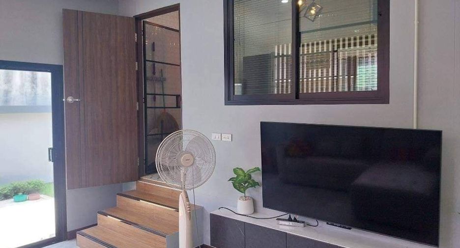For sale 3 bedrooms house in Mae Sot, Tak