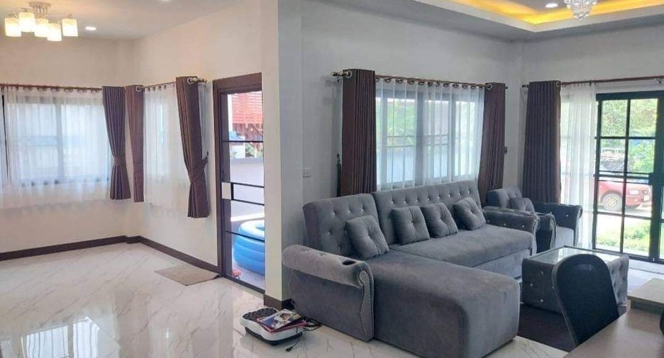 For sale 3 bedrooms house in Mae Sot, Tak