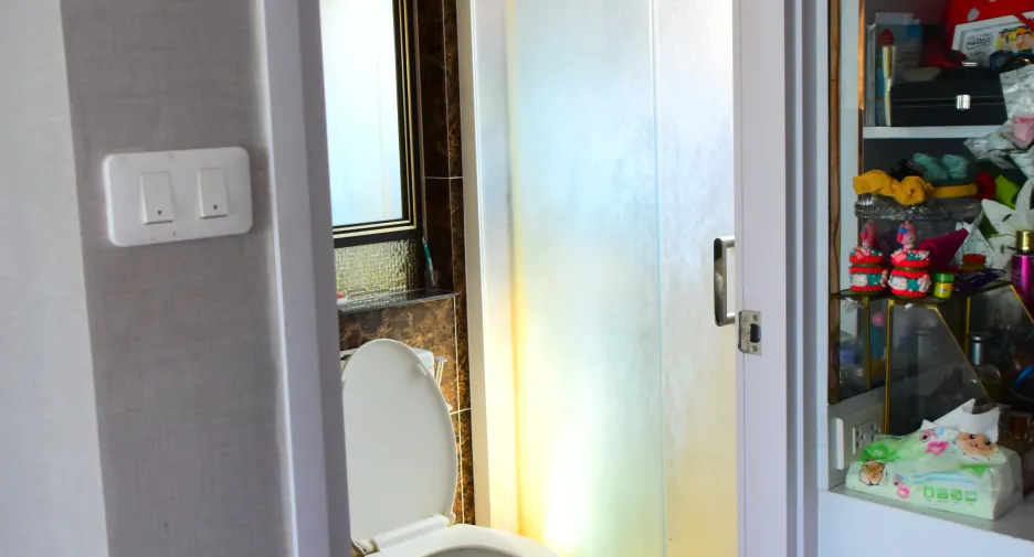 For sale 4 bedrooms house in Mueang Samut Sakhon, Samut Sakhon