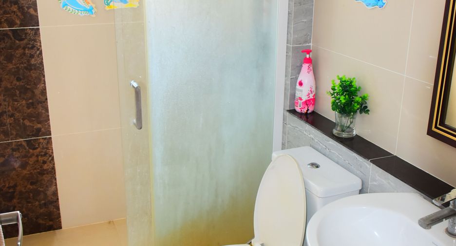 For sale 4 bedrooms house in Mueang Samut Sakhon, Samut Sakhon