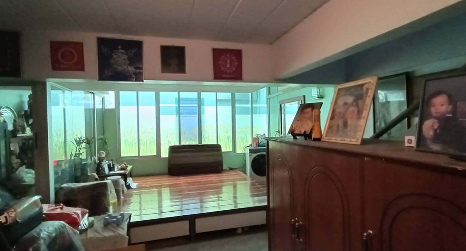 For sale 2 bedrooms retail Space in Mueang Phuket, Phuket