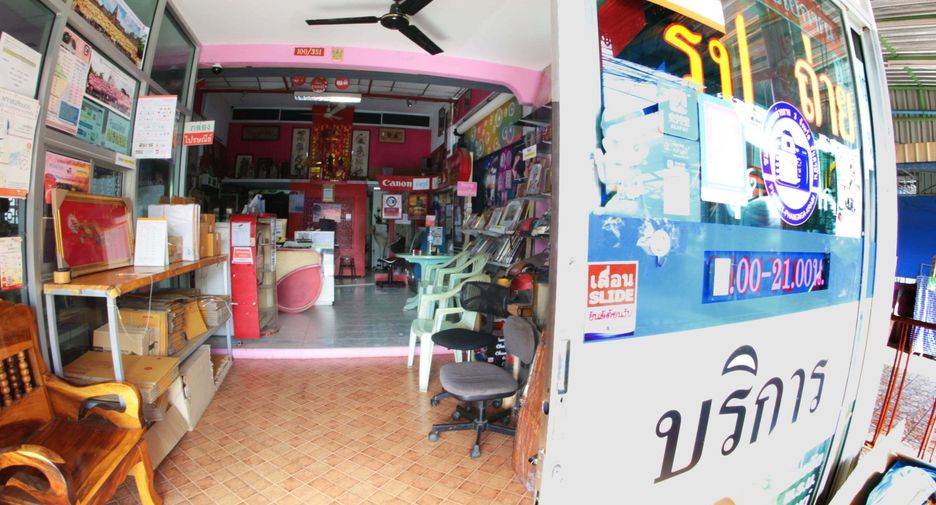For sale 2 bedrooms retail Space in Mueang Phuket, Phuket