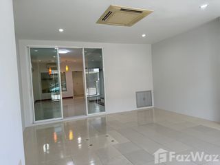 For sale 2 bedrooms townhouse in Mueang Phuket, Phuket