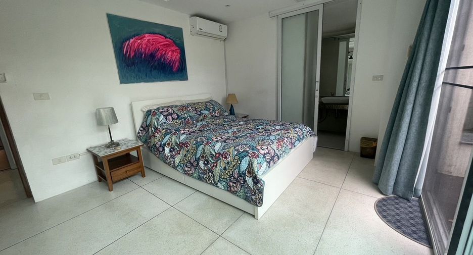 For rent 3 bedrooms villa in Mueang Phuket, Phuket