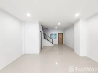 For sale 3 bedrooms retail Space in Mueang Phuket, Phuket
