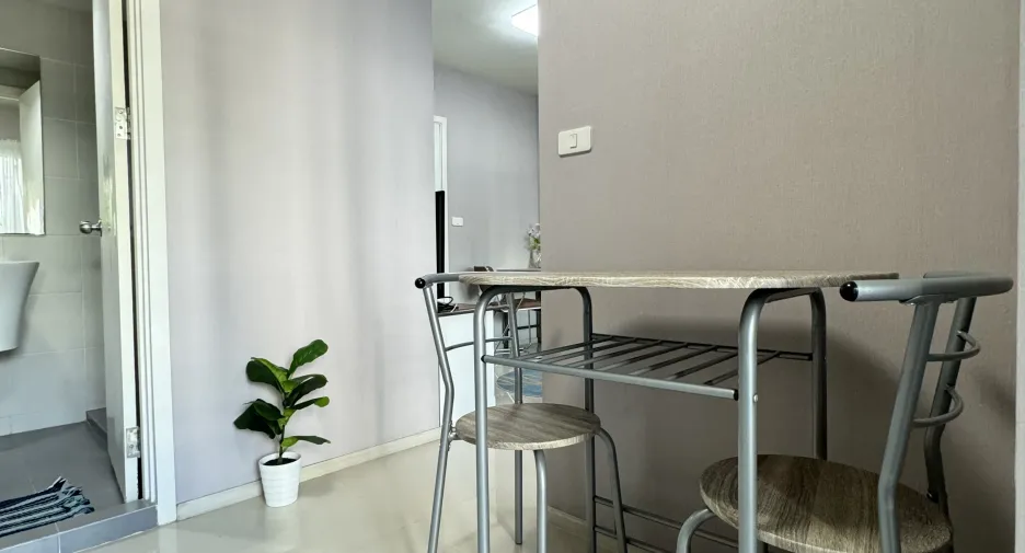 For sale 1 bed condo in Mueang Udon Thani, Udon Thani