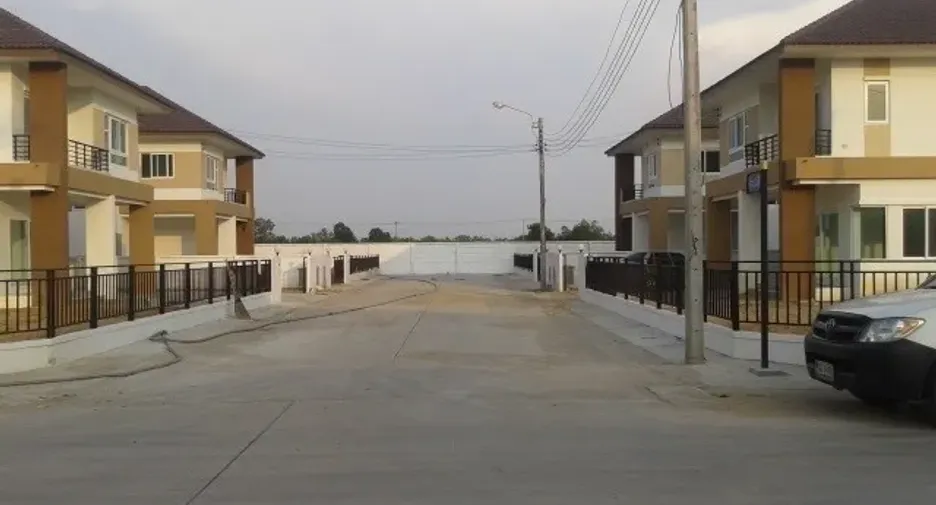 Haus zum Kauf mit 3 Zimmer in Nong Chok, Bangkok