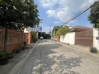 À vendre terrain à Mueang Nonthaburi, Nonthaburi