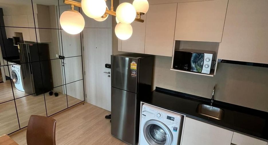 Condo en venta y en alquiler de 2 habitaciones en Huai Khwang, Bangkok
