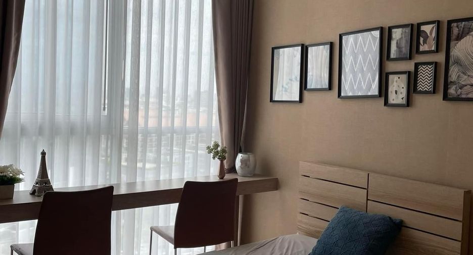 À vendre et à louer 2 chambres condo à Huai Khwang, Bangkok