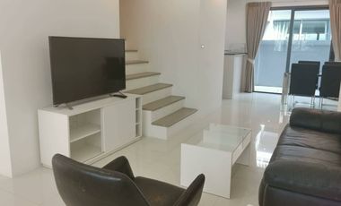 Casa adosada en alquiler de 2 habitaciones en Thalang, Phuket