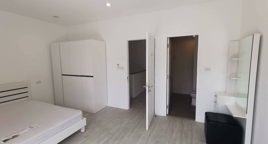 For rent 2 bedrooms townhouse in Thalang, Phuket