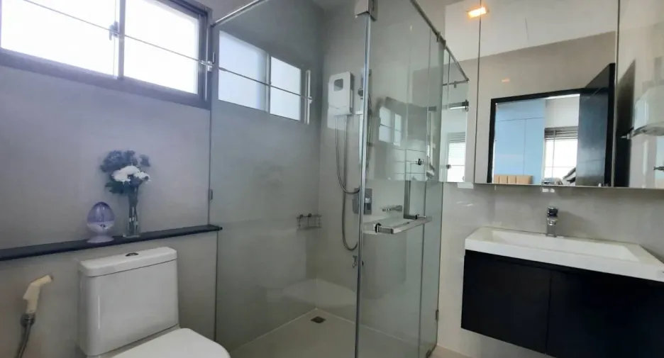 À vendre 4 chambres maison à Pak Kret, Nonthaburi