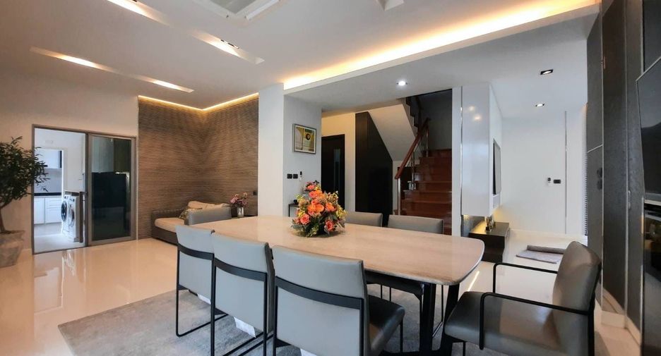 À vendre 4 chambres maison à Pak Kret, Nonthaburi