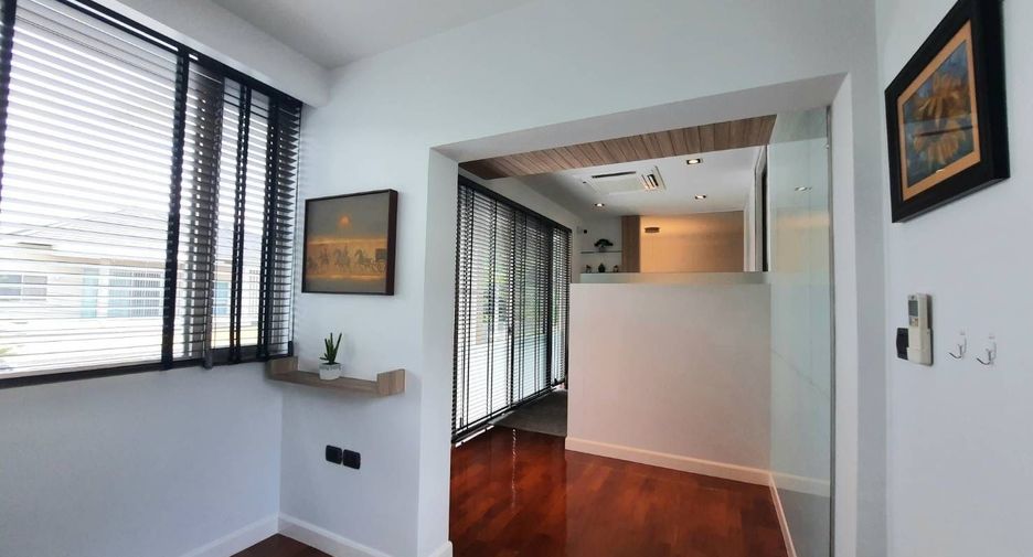 À vendre 4 chambres maison à Pak Kret, Nonthaburi