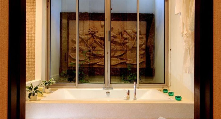 For rent 2 bedrooms condo in Mueang Phuket, Phuket