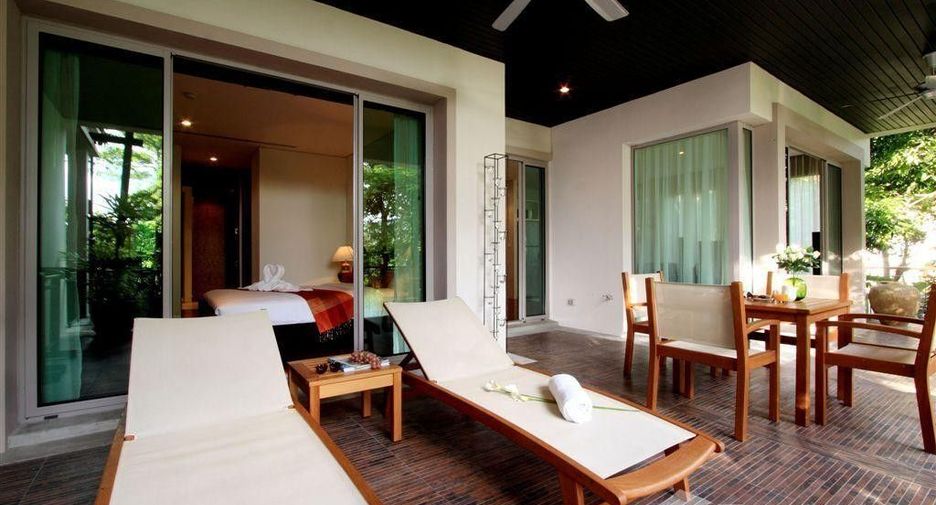 For rent 2 bedrooms condo in Mueang Phuket, Phuket