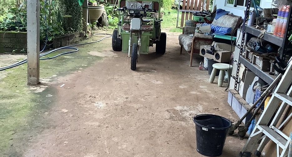 À vendre terrain à Na Yai Am, Chanthaburi