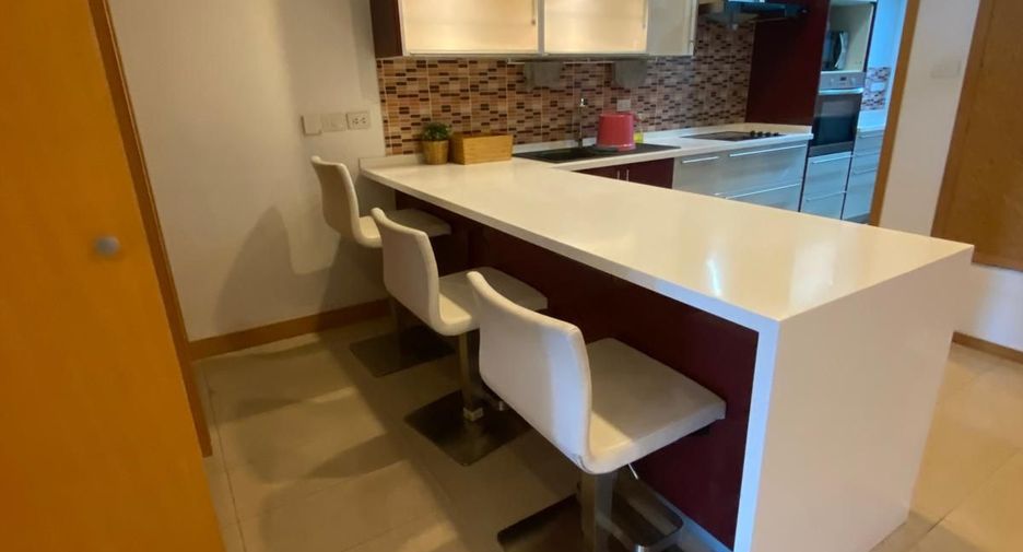 For sale and for rent 2 bedrooms condo in Watthana, Bangkok