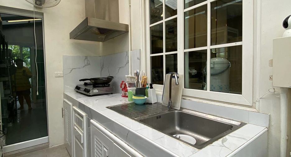 Haus zum Kauf und zur Miete mit 3 Zimmer in Bueng Kum, Bangkok