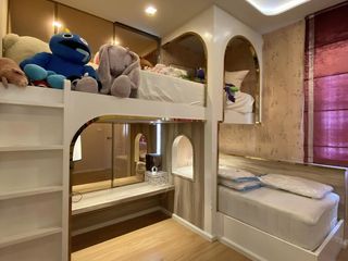 Casa en venta y en alquiler de 3 habitaciones en Bueng Kum, Bangkok