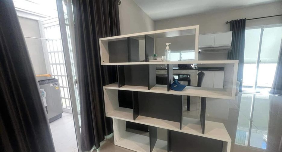 For sale and for rent 3 bedrooms townhouse in Bang Phli, Samut Prakan