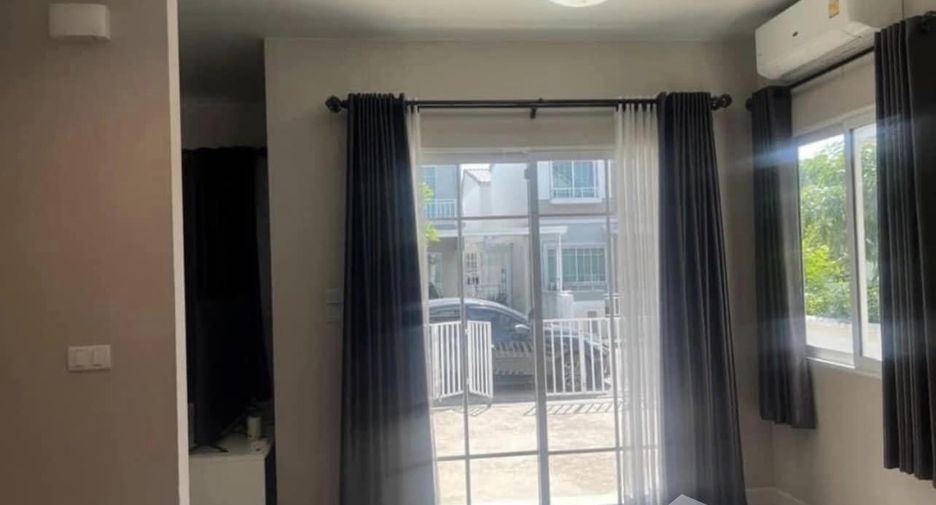 For sale and for rent 3 bedrooms townhouse in Bang Phli, Samut Prakan