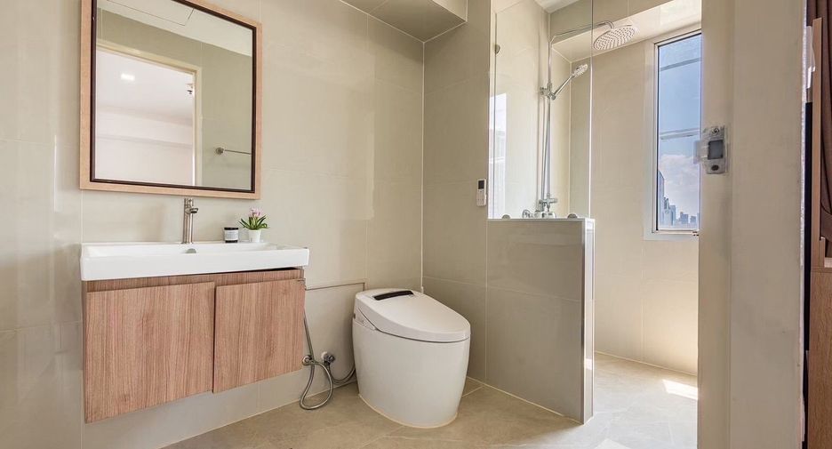For sale 1 bed condo in Watthana, Bangkok