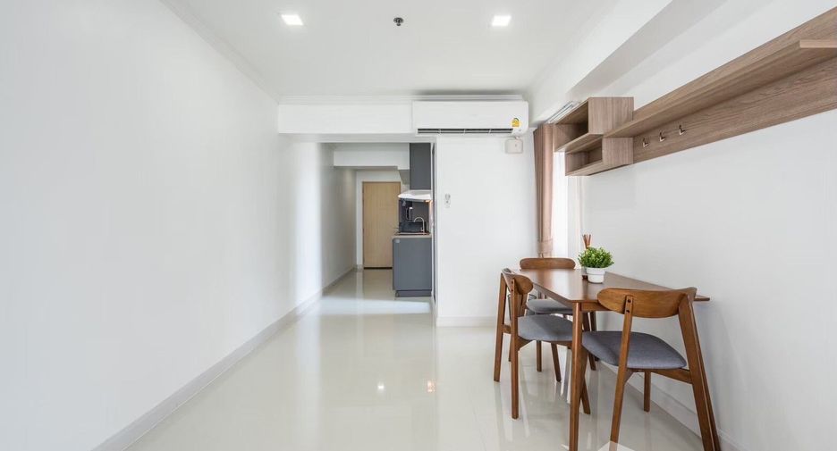 For sale 1 bed condo in Watthana, Bangkok