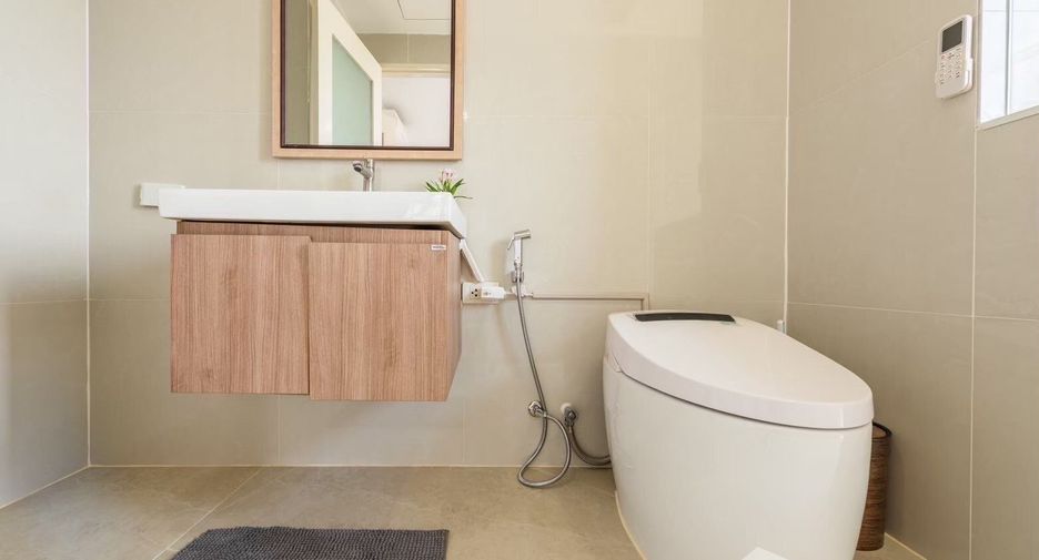 For sale 1 bed condo in Watthana, Bangkok