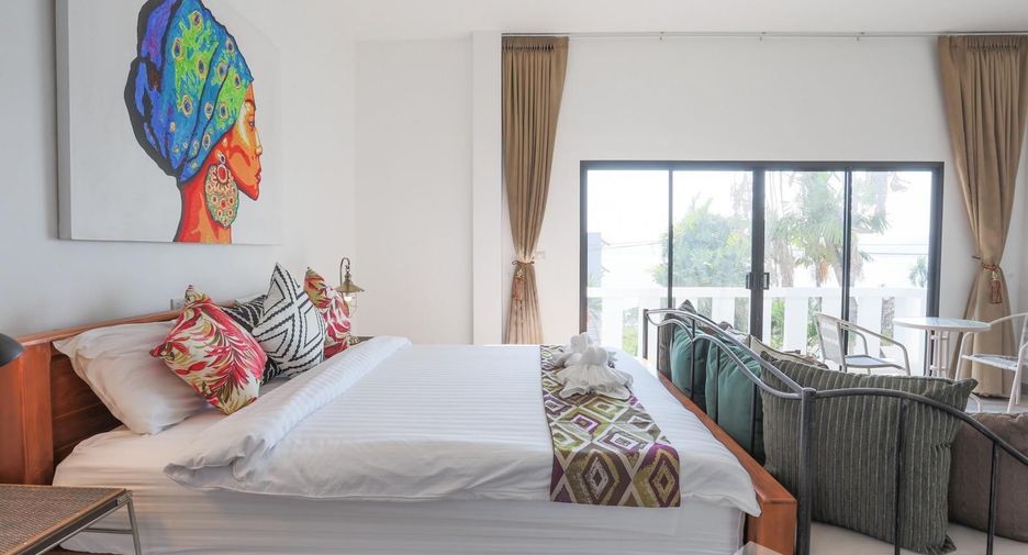 For rent 5 bedrooms house in Mueang Phuket, Phuket