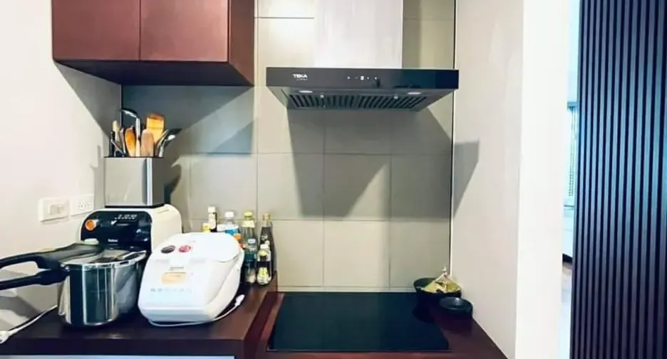 For sale and for rent 4 bedrooms house in Lat Krabang, Bangkok