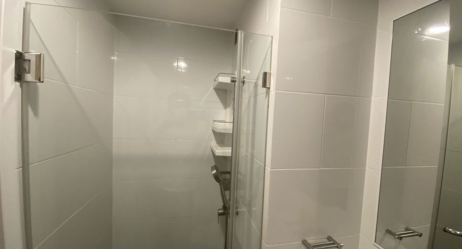 For sale 1 bed condo in Bang Na, Bangkok