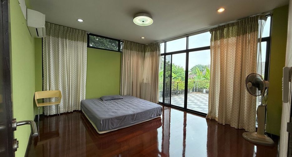 Casa en venta de 5 habitaciones en Khan Na Yao, Bangkok