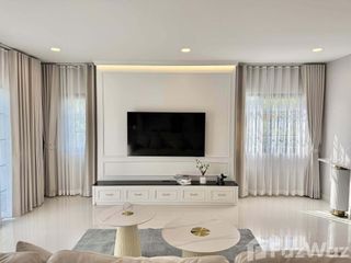 For sale and for rent 4 bedrooms townhouse in Bang Phli, Samut Prakan