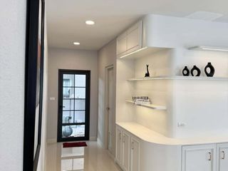For sale and for rent 4 bedrooms townhouse in Bang Phli, Samut Prakan