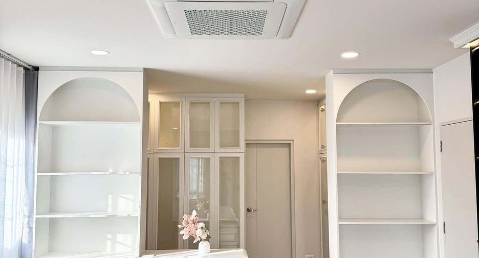 Продажа и аренда 4 спальни таунхаус в Bang Phli, Самутпракан
