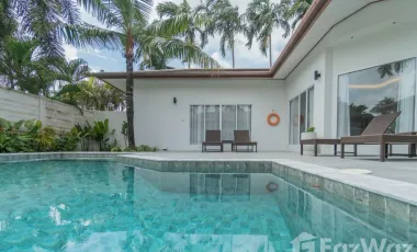 Villa en alquiler de 3 habitaciones en Mueang Phuket, Phuket