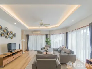 For rent 3 ベッドルーム villa in Mueang Phuket, Phuket